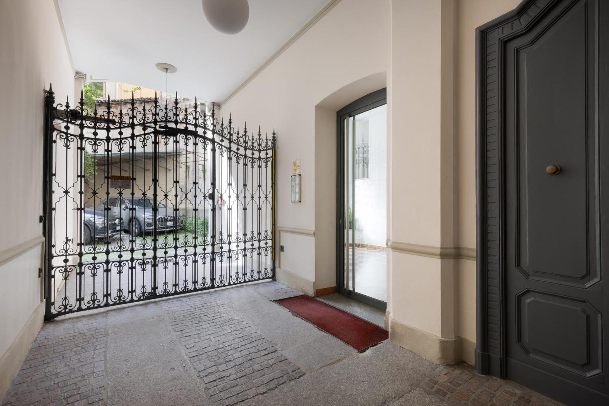 Casa Cosy Suite Duomo Milán Exterior foto